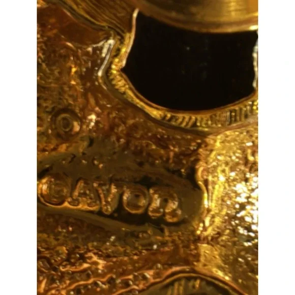 Vintage Gold Tone Reindeer Brooch Red Rhinestone Green Enamel Christmas Avon Pin - Picture 6 of 9